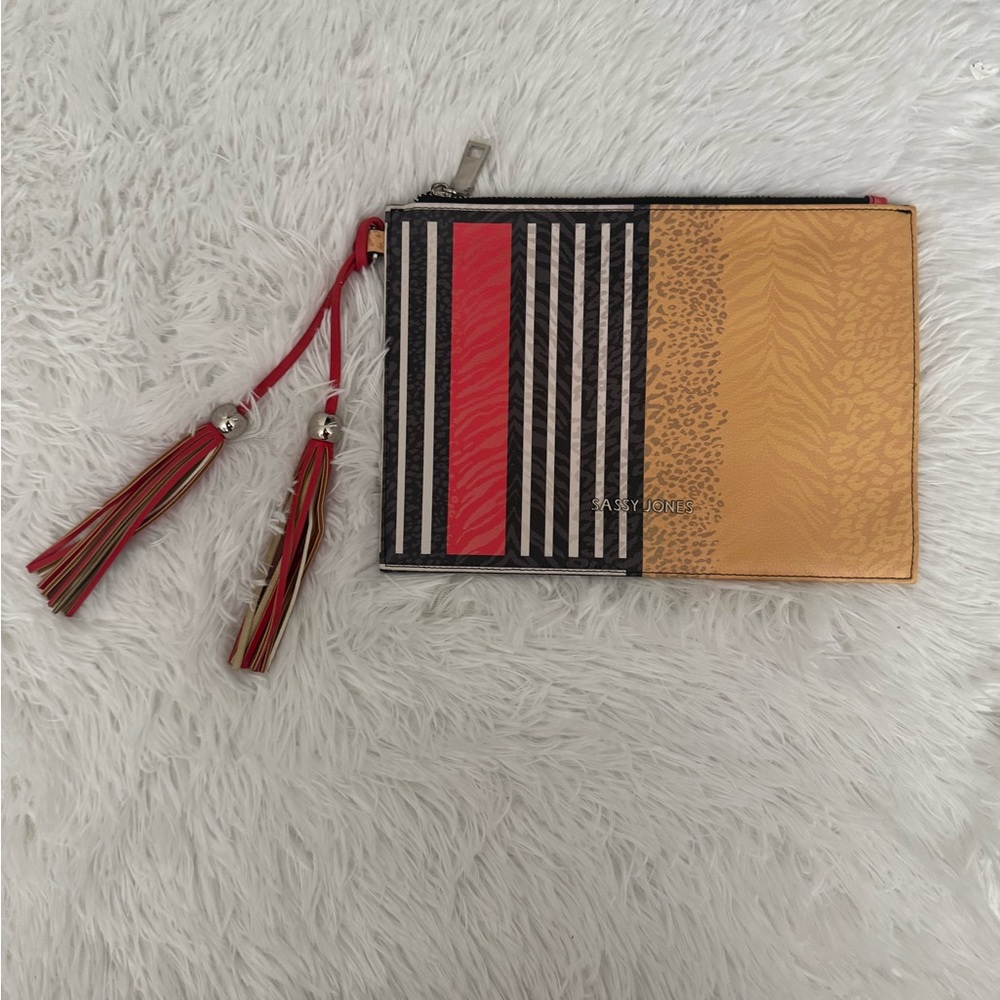 Sassy Jones brand new  clutch New!!